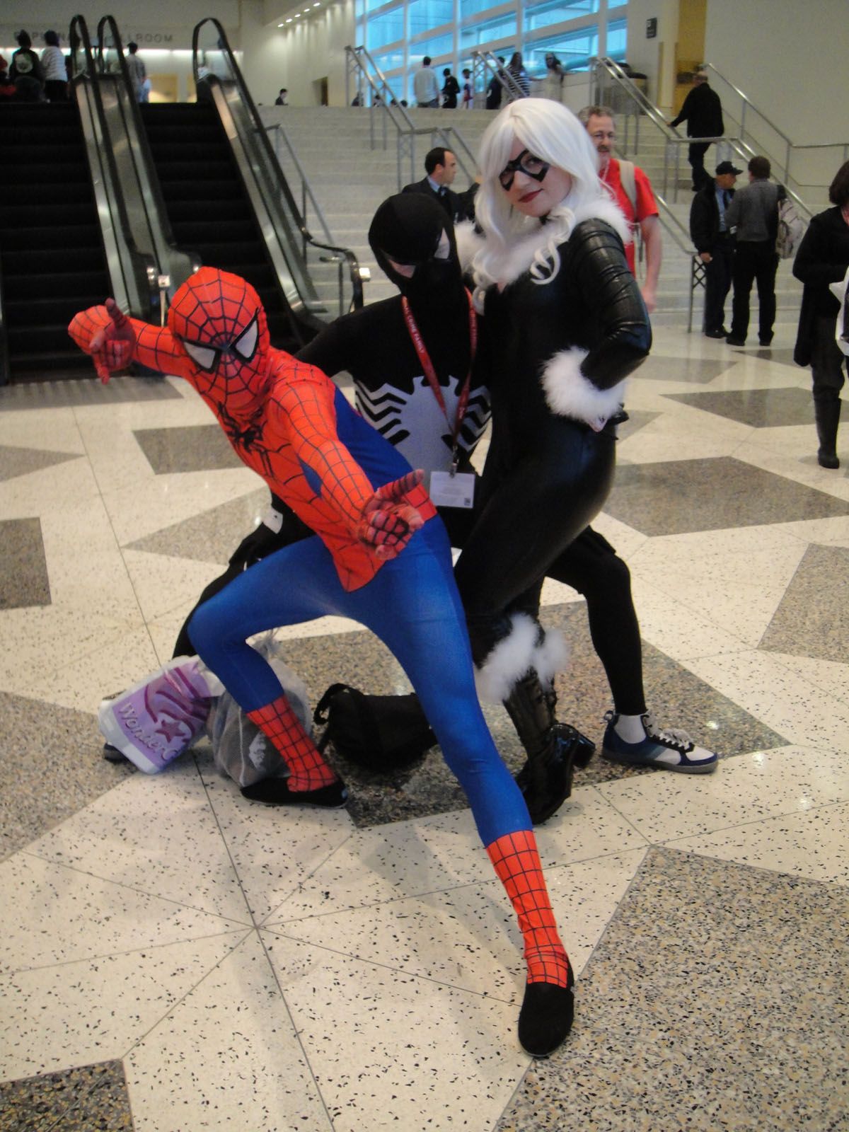 WonderCon 2011 - Spider-Man, black costume Spider-Man, and Black Cat